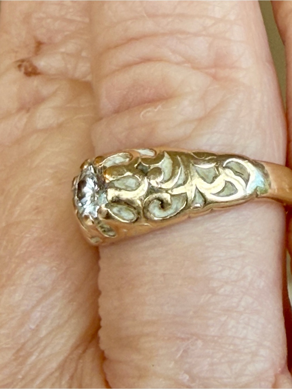 14 karat gold, and Diamond Ring - Picture 8 of 8